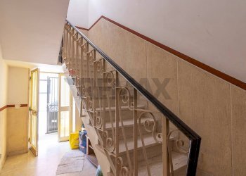 Scale - Casa semi indipendente Via Svizzera
 
42 - 44, Siracusa - foto 21