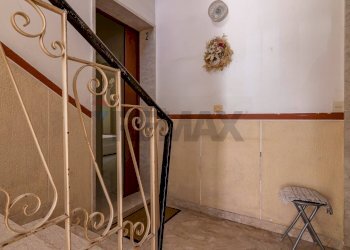 Scale - Casa semi indipendente Via Svizzera
 
42 - 44, Siracusa - foto 22