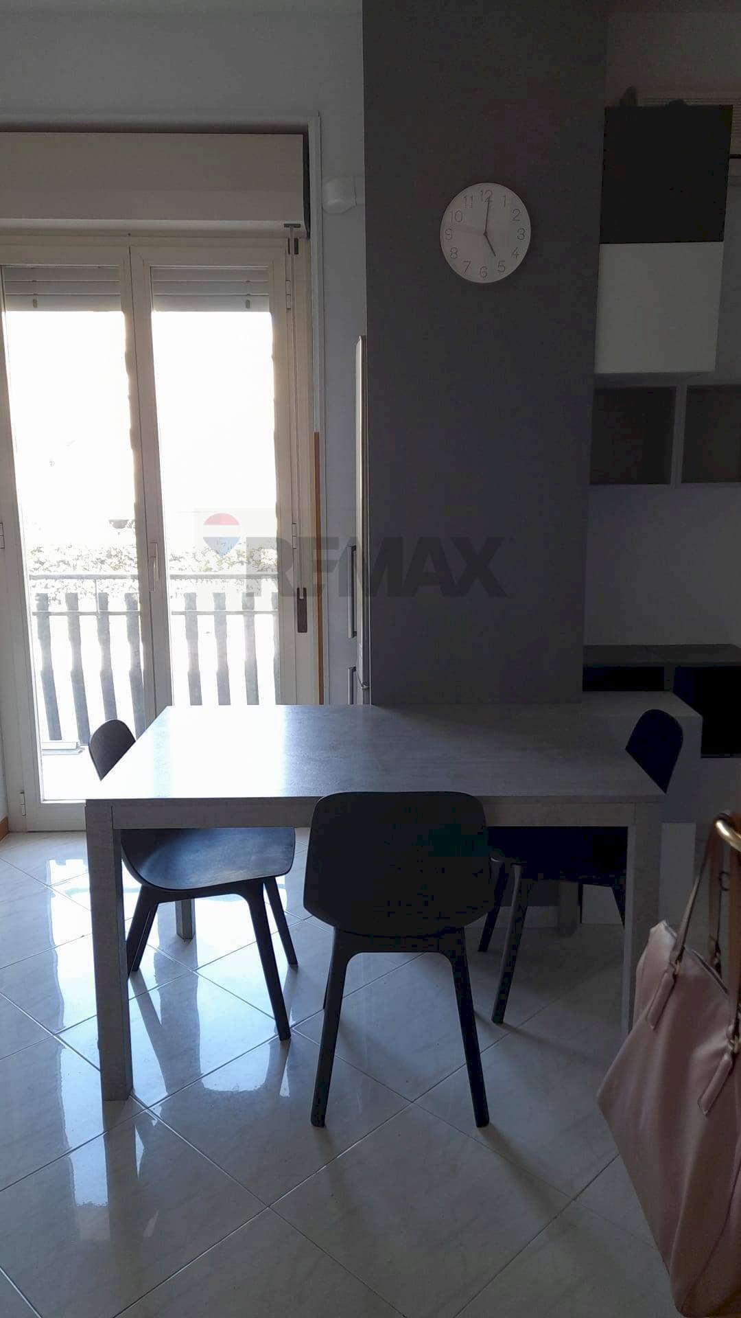 Sala da pranzo - Appartamento via unione sovietica
 
6, Siracusa - foto 1