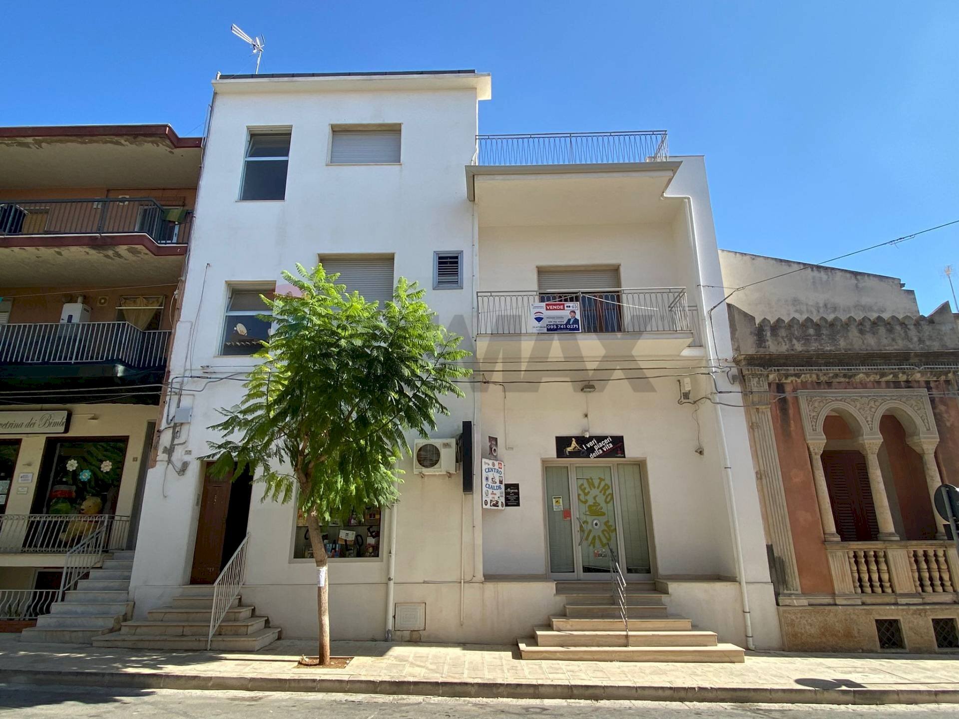 Edificio all\'aperto - Casa indipendente Santa Croce Camerina - foto 1