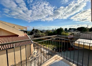 Balcone - Appartamento VIA LAGO DI VARESE
 
11, Siracusa - foto 8