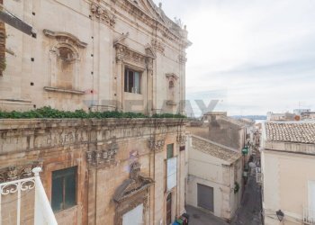 Edificio all\'aperto - Quadrilocale piazza san Giuseppe
 
1, Siracusa - foto 11