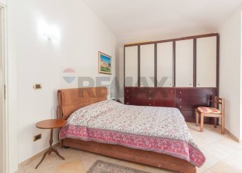 Camera / camera da letto - Quadrilocale piazza san Giuseppe
 
1, Siracusa - foto 13