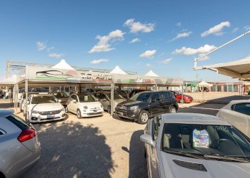 Edificio all\'aperto - Commercial Premises Marianna Missale
 
1, Melilli - photo 32