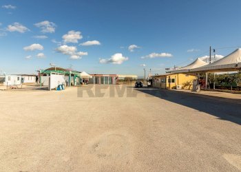 Edificio all\'aperto - Commercial Premises Marianna Missale
 
1, Melilli - photo 34