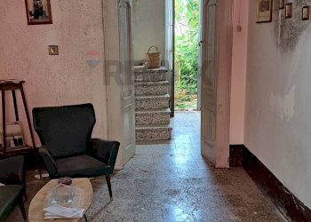 Soggiorno - Casa indipendente Via Magenta
 
166, Canicattini Bagni - foto 11