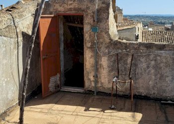 Terrazza - Casa indipendente Via Magenta
 
166, Canicattini Bagni - foto 28