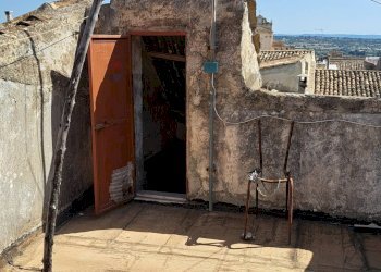 Terrazza - Casa indipendente Via Magenta
 
166, Canicattini Bagni - foto 29