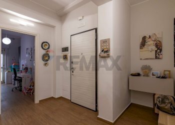 Hall / corridoio - Apartment Via Filippo Juvara
9, Siracusa - photo 7