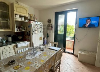 Sala da pranzo - Appartamento Via Dei Ciclamini
 
37, Pachino - foto 3