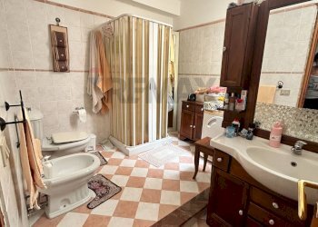 Bagno - Appartamento Via Dei Ciclamini
 
37, Pachino - foto 6