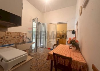 Cucina - Casa indipendente VIA GAGGINI
 
14, Santa Croce Camerina - foto 6