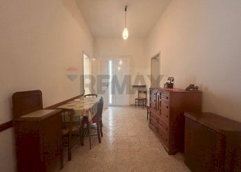 Sala da pranzo - Casa indipendente VIA GAGGINI
 
14, Santa Croce Camerina - foto 21