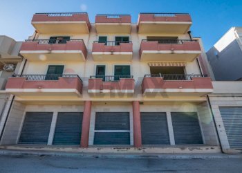 Edificio all\'aperto - Appartamento Via Cristoforo Colombo
 
8, Rosolini - foto 2