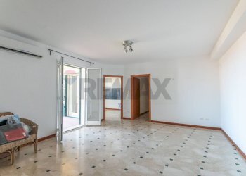 Stanza vuota - Appartamento Via Cristoforo Colombo
 
8, Rosolini - foto 6