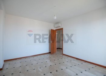 Stanza vuota - Appartamento Via Cristoforo Colombo
 
8, Rosolini - foto 23