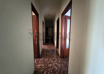 Hall / corridoio - Appartamento via monviso, 3, Siracusa - foto 14
