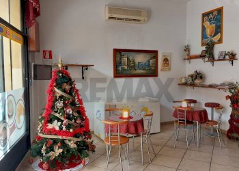 Sala da pranzo - Bar Tavola Calda - Fredda Via Papa Giovanni 36, Pozzallo - foto 12