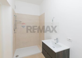 Bagno - Three-room apartment Via Alcide De Gaspari
6, Siracusa - photo 12