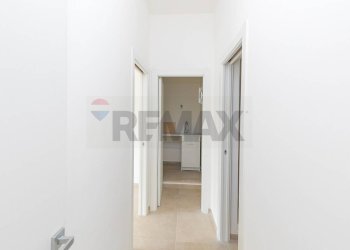 Hall / corridoio - Three-room apartment Via Alcide De Gaspari
6, Siracusa - photo 13
