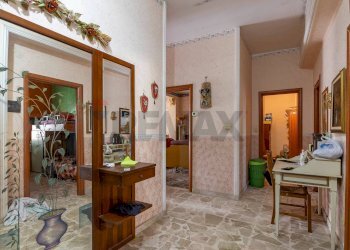 Hall / corridoio - Casa indipendente Via Vanvitelli
 
22-24-26, Siracusa - foto 5