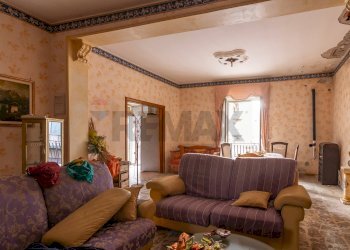 Soggiorno - Casa indipendente Via Vanvitelli
 
22-24-26, Siracusa - foto 6