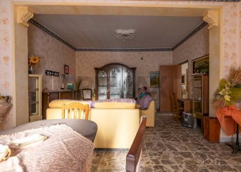 Sala da pranzo - Casa indipendente Via Vanvitelli
 
22-24-26, Siracusa - foto 7