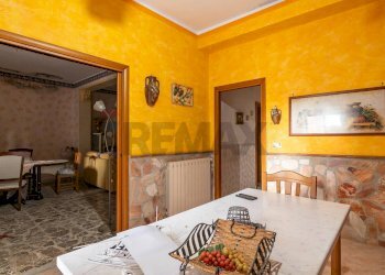 Sala da pranzo - Casa indipendente Via Vanvitelli
 
22-24-26, Siracusa - foto 10