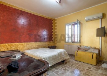 Camera / camera da letto - Casa indipendente Via Vanvitelli
 
22-24-26, Siracusa - foto 14
