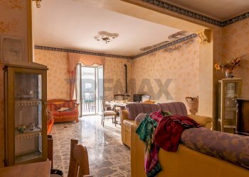 Sala da pranzo - Casa indipendente Via Vanvitelli
 
22-24-26, Siracusa - foto 38