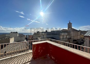 Balcone - Casa indipendente Via Vittorio Emanuele
 
61-63, Portopalo di Capo Passero - foto 17