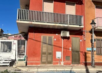 Edificio all\'aperto - Casa indipendente Via Vittorio Emanuele
 
61-63, Portopalo di Capo Passero - foto 25