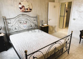 Camera / camera da letto - Appartamento via monte renna
 
3, Siracusa - foto 4