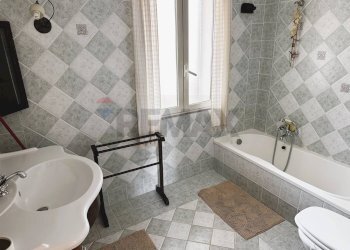 Bagno - Appartamento via monte renna
 
3, Siracusa - foto 13