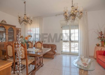 Salone - Quadrilocale via San Giovanni
 
29, Melilli - foto 3