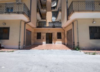 Facciata - Quadrilocale via San Giovanni
 
29, Melilli - foto 32