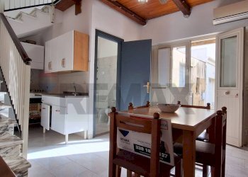 Sala da pranzo - Casa indipendente Via Principe di Piemonte Ronco III
 
67, Portopalo di Capo Passero - foto 4