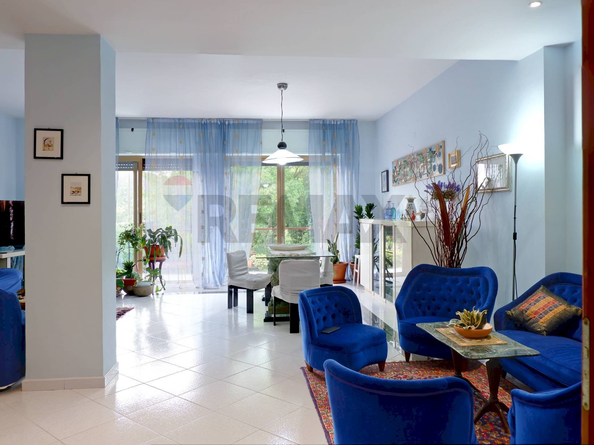 Vista soggiorno - Villa Caserta - photo 1