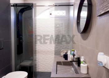 Bagno - Bilocale Via Monticello
 
39, Caserta - foto 13