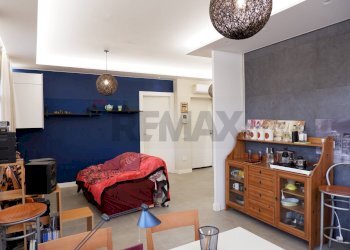 Sala da pranzo - Bilocale Via Monticello
 
39, Caserta - foto 16