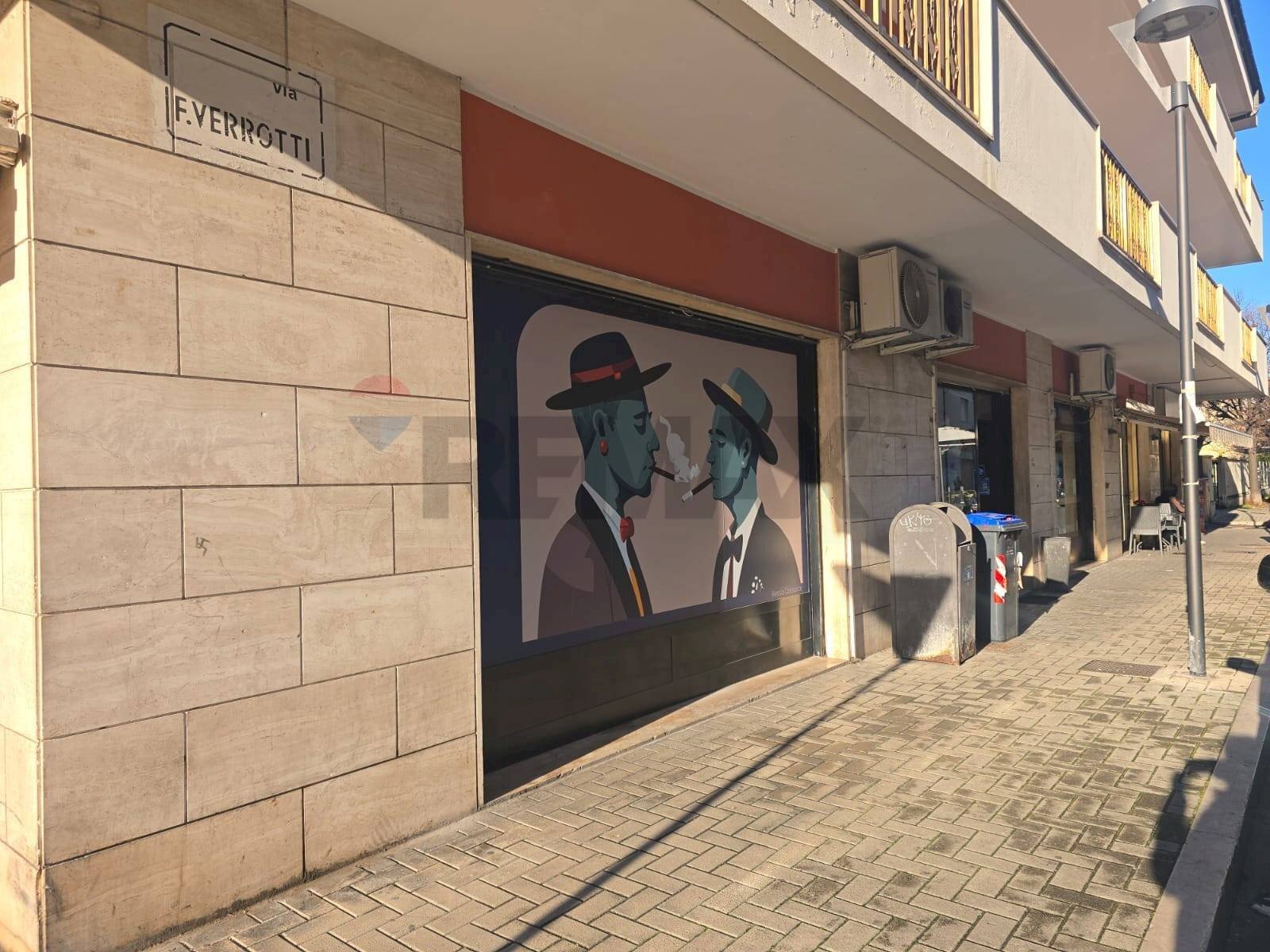 Edificio all\'aperto - Attività Commerciale Via Francesco Ferdinando D'avalos
 
59, Pescara - foto 2