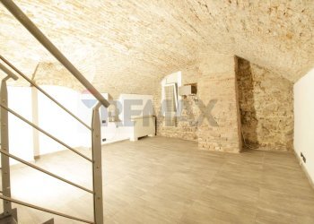 Scale - Appartamento Pavia - foto 10