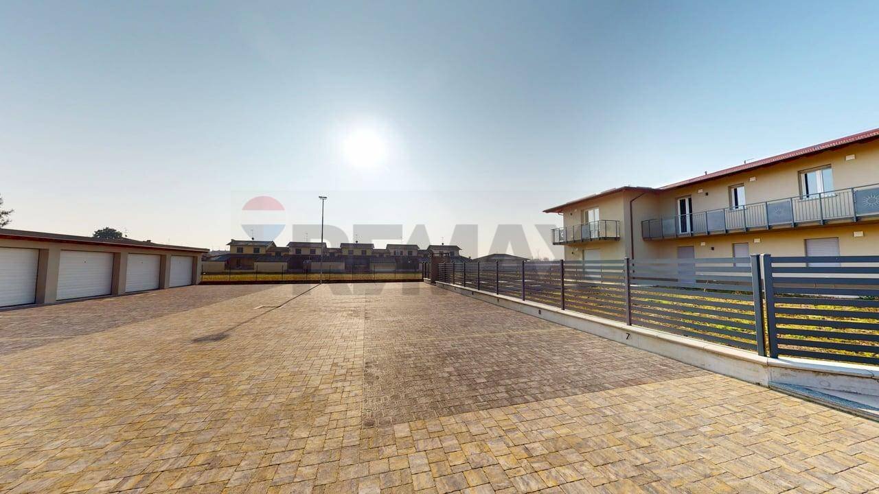 Terrazza - Three-room apartment VIA BARSANTI
 
43B, Cava Manara - photo 3