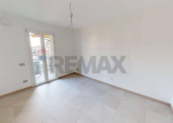 Stanza vuota - Trilocale VIA BARSANTI
 
43B, Cava Manara - foto 14