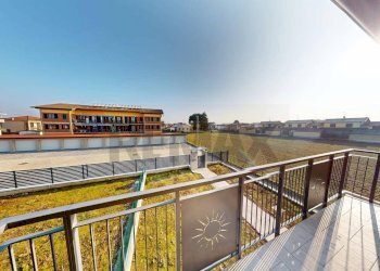 Balcone - Trilocale via barsanti
 
43b, Cava Manara - foto 3