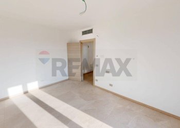 Stanza vuota - Trilocale via barsanti
 
43b, Cava Manara - foto 16