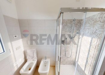 Bagno - Trilocale via barsanti
 
43b, Cava Manara - foto 22