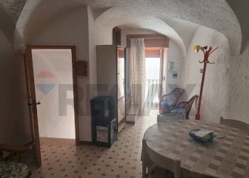 Sala da pranzo - Appartamento Via San Giorgio
 
24, Vieste - foto 5