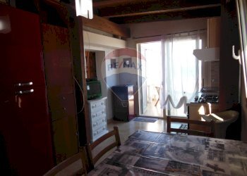 cucina e stufa - Attico Via Giovanni XXIII
 
105, Vieste - foto 7