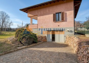 Foto 2 - Villa via del pozzo
 
1, Albizzate - photo 2